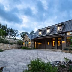 350 Madrone · Luxury Ranch Experience - Animals, Creek, Spa