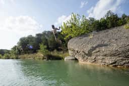 350 Madrone · Luxury Ranch Experience - Animals, Creek, Spa - Image 5