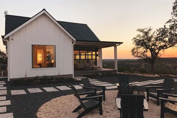 Hideaway Hill Country · Luxury Home with Stunning Views and Hot Tub - Image 1