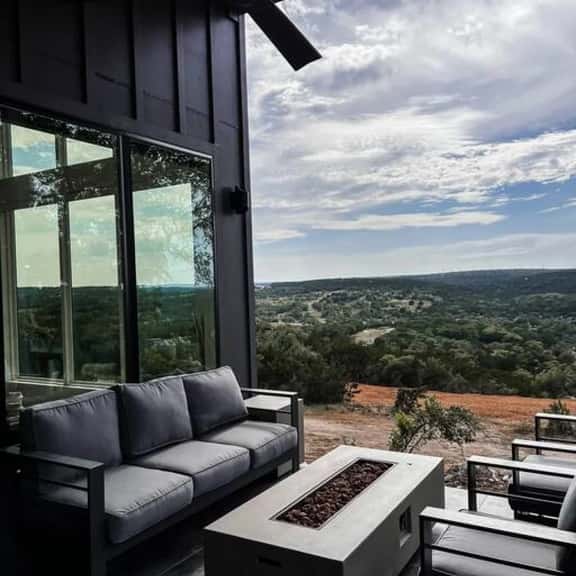 Luxury Villa | Stunning Views | Hot Tub | Fire Pit - Image 1