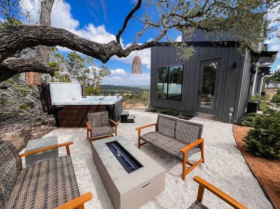 Luxury Villa - Stunning Views, Hot Tub, Fire Pit - Image 5
