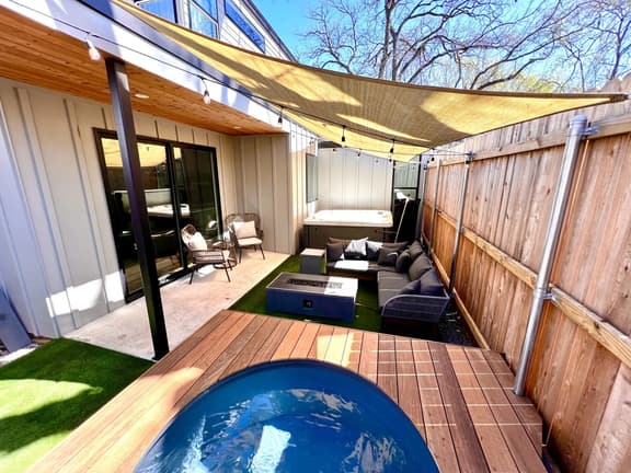 Luxury Downtown Home w/ Pool & Hot Tub Near Lake - Image 1